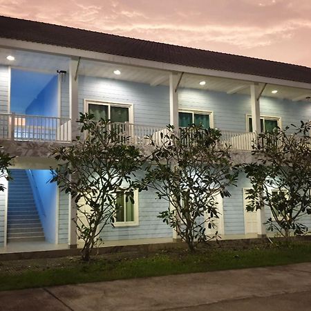 Vanilla Ville Resort Khlong Thom Exterior photo